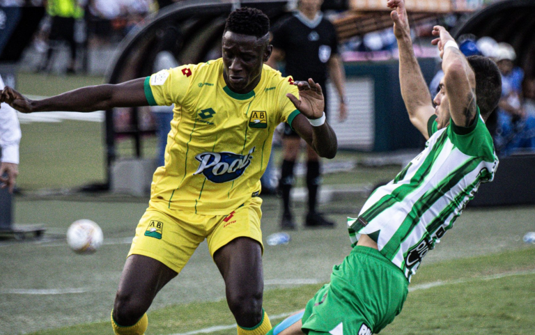 Nacional inicia con empate la era Repetto